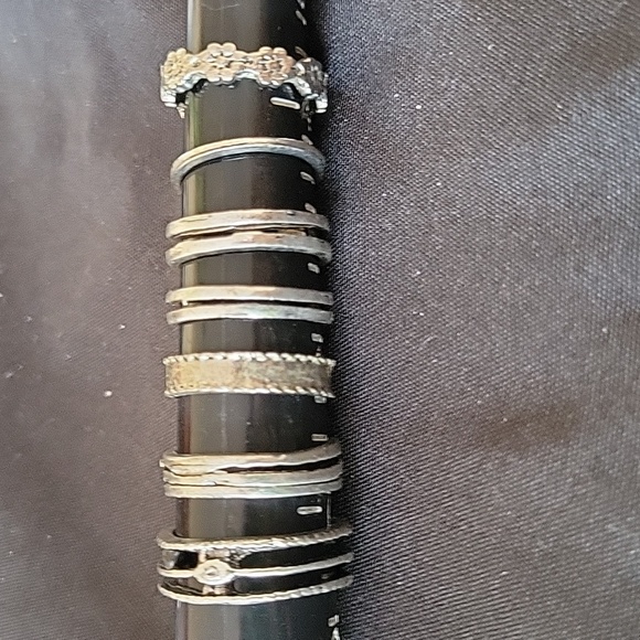 Bundle of Silvers toned toe rings - Picture 4 of 4